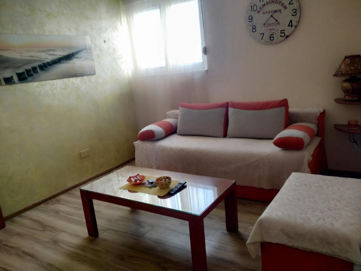 Apartment Dora Podgorica Buitenkant foto