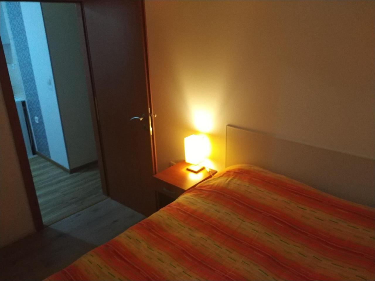 Apartment Dora Podgorica Buitenkant foto